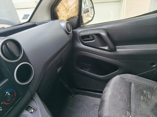 Citroen Berlingo 2012-thumb-3