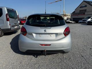 Peugeot 208 2016 active-thumb-5