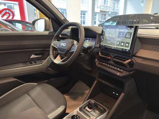 Dacia Duster 2026 ALL-NEW DUSTER EXTREME hybrid -G 150 4X4 auto-thumb-24