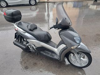 Yamaha X-CITY 250 2008-thumb-1