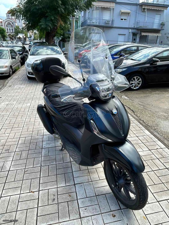 Piaggio Beverly 300 2022