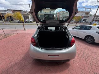 Peugeot 208 2016 1.2 VTi Active-thumb-6