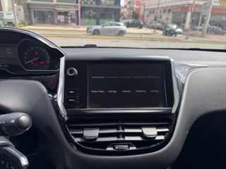Peugeot 208 2016 1.2 VTi Active-thumb-13