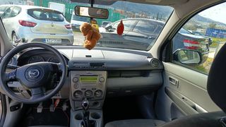 Mazda 2 2004 1.4 DIESEL 5θυρο-thumb-14