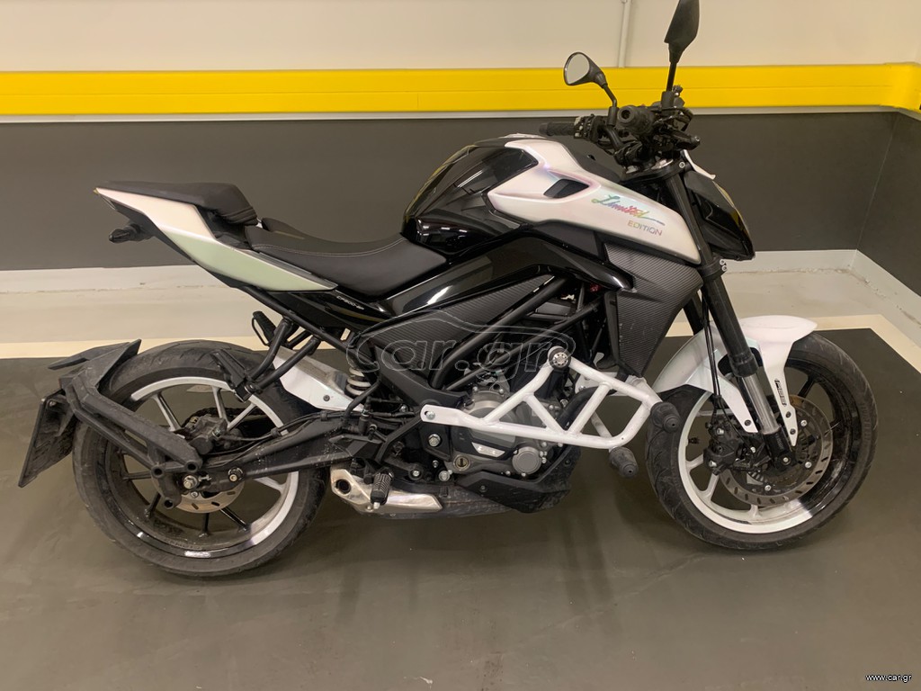 CFmoto 300NK 2024