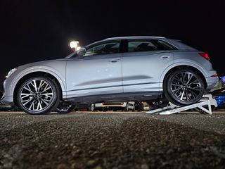 Audi Q3 2019 "SB Advanced Plus" -20άρες!!! Virtual Cockpit-Ambient Light!-thumb-1