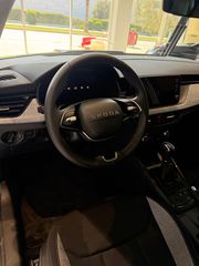 Skoda Kamiq 2026 Kamiq Selection Plus 1.0 TSI 116PS DSG-thumb-6