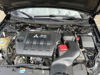 Mitsubishi Lancer 2011 SPORTBACK-thumb-9