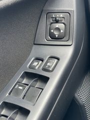 Mitsubishi Lancer 2011 SPORTBACK-thumb-14