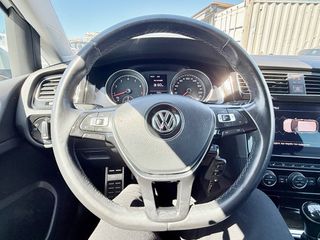 Volkswagen Golf 2017 TSI 1.4, VII LIM, book service!-thumb-19