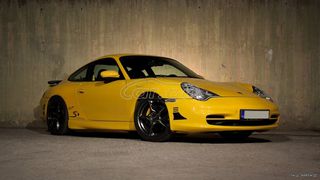 Porsche 996 2001 Carrera 4-thumb-1