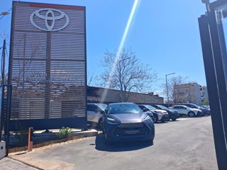 Toyota C-HR 2025 C-HR C-ULT 2.0 PHEV