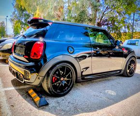 Mini John Cooper Works 2017 Jcw