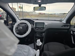 Peugeot 208 2017 1.2 PURETECH 82 ACTIVE-thumb-7