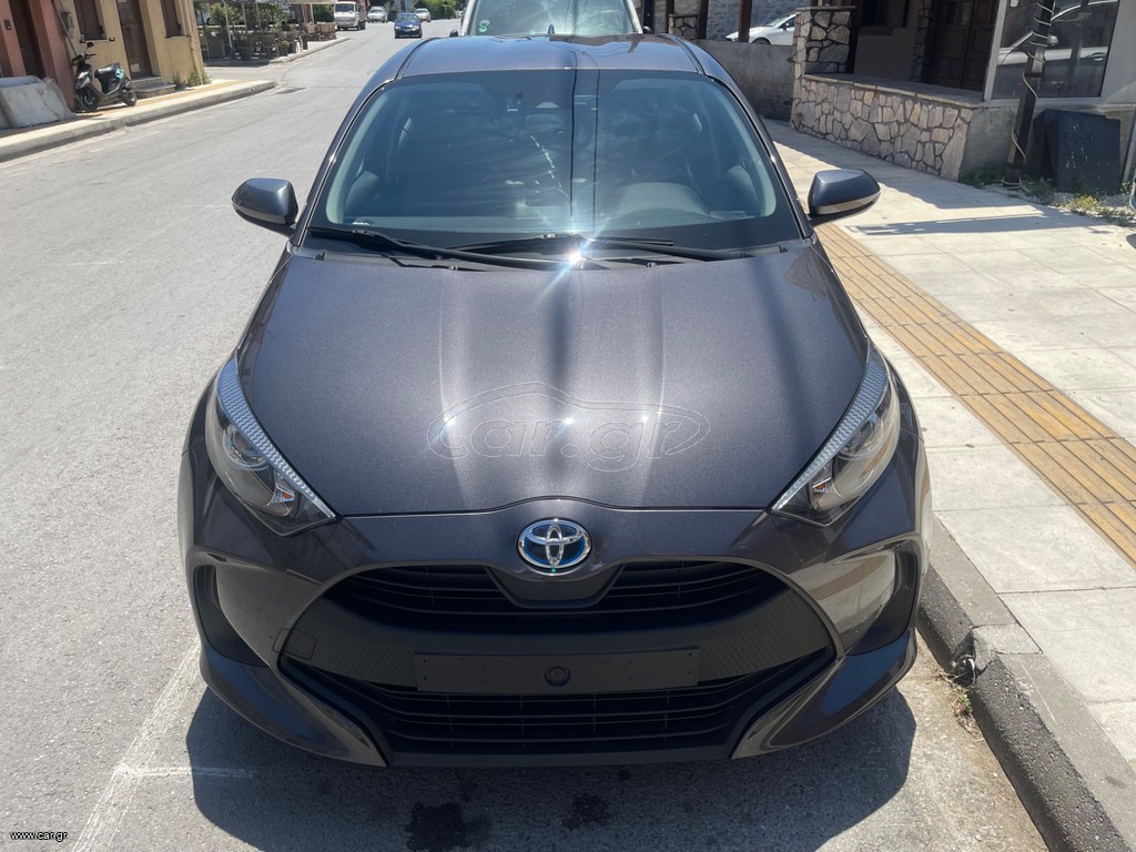 Toyota Yaris 2021 HYBRID AUTOMATIC NAVI CAMERA