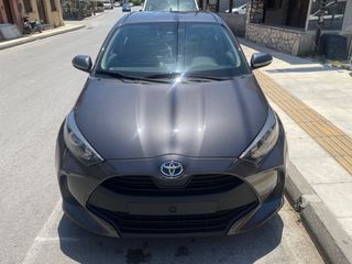 Toyota Yaris 2021 HYBRID AUTOMATIC NAVI CAMERA