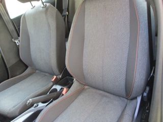 Peugeot 208 2025 1.2 PURETECH STYLE-thumb-7