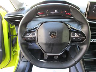 Peugeot 208 2025 1.2 PURETECH STYLE-thumb-10