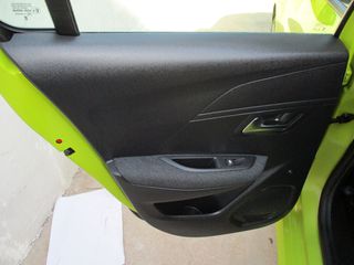 Peugeot 208 2025 1.2 PURETECH STYLE-thumb-30