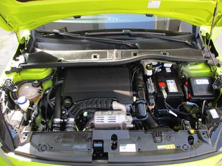 Peugeot 208 2025 1.2 PURETECH STYLE-thumb-35