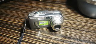Sony Cyber-shot DSC-P10-thumb-12