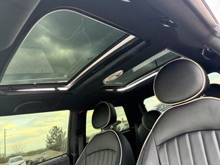 Mini Cooper D 2011 JOHN COOPER WORKS PANORAMA-thumb-10
