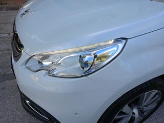 Peugeot 2008 2015 ALLURE PLUS PANORAMA-thumb-12