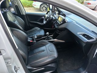 Peugeot 2008 2015 ALLURE PLUS PANORAMA-thumb-9