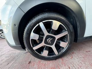 Citroen C3 2017 SHINE 1.2 PURETECH 110 HP-thumb-43
