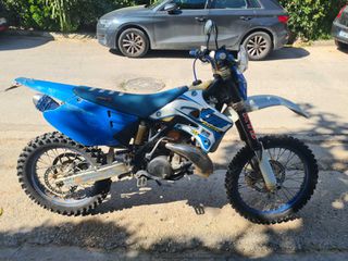 TM 250 2006