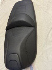 Σέλα GILLERA GP 800-thumb-2