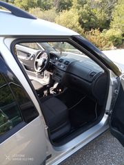 Skoda Roomster 2014 SCOUT