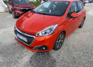Peugeot 208 2016