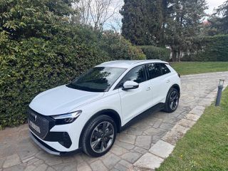Audi Q4 e-tron 2024 Audi Q4 e-tron 40
