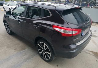 Nissan Qashqai 2015 1.6 DCI TEKNA 4X4,ΠΑΝΟΡΑΜΙΚΗ,ΔΕΡΜΑ,NAVI,CLIMA,19".-thumb-3