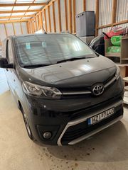 Κλούβα Toyota 2017