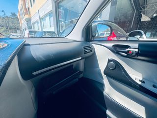 Toyota iQ 2013 VVTI-thumb-12
