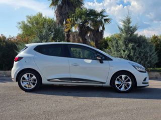Renault Clio 2017 LIMITED EDITION-thumb-6