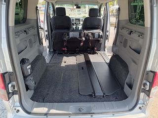 Nissan Evalia 2013 NV200-thumb-22