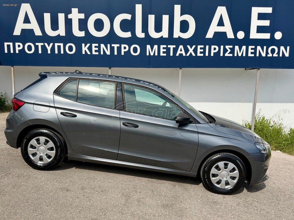 Skoda Fabia 2025 1.0 Essence  MPI 80 PS