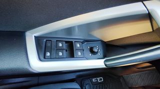 Audi Q3 2020-thumb-22
