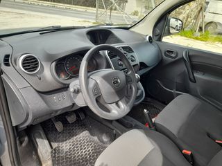 Nissan NV250 2021-thumb-7