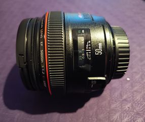 Canon EF 50mm f/1.2 USM