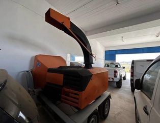 Μηχανήματα Επεξεργασίας-Κοπής Ξύλων Herts 2027 HATZ 65 ίπποι Καταστροφέας ξύλου