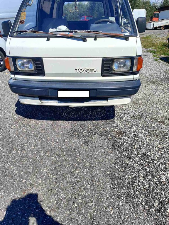 Toyota Hiace 1990