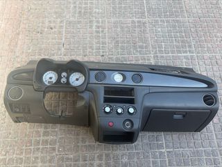 MITSUBISHI OUTLADER TYRBO ΤΑΜΠΛΟ