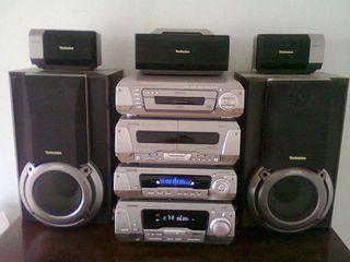 TECHNICS SA-EH 750 ηχοσύστημα DOLBY SURROUND PRO LOGIC με πέντε ηχεία & τηλεχειριστήριο.
