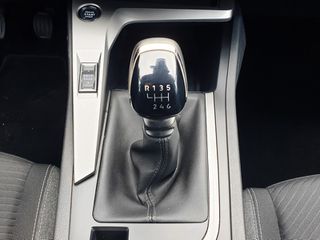 Peugeot 308 2022 Business 20.975 ΧΛΜ!!! 1200cc 130hp Βενζίνη-thumb-39