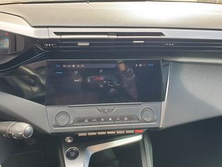 Peugeot 308 2022 Business 20.975 ΧΛΜ!!! 1200cc 130hp Βενζίνη-thumb-35