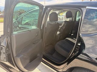 Peugeot 3008 2009-thumb-17
